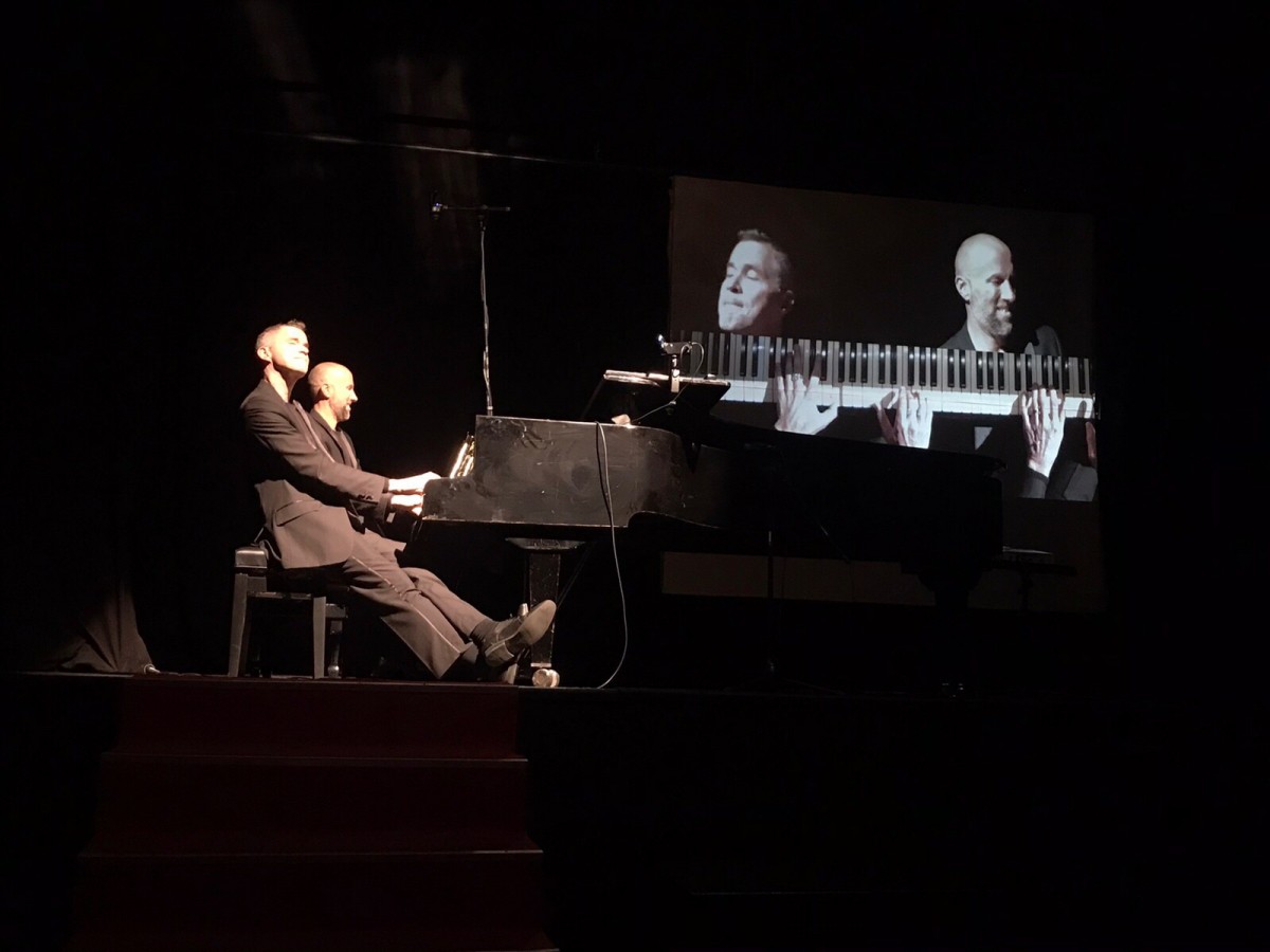Klavirski duo „Pianotainment”odusevio kotorsku publiku